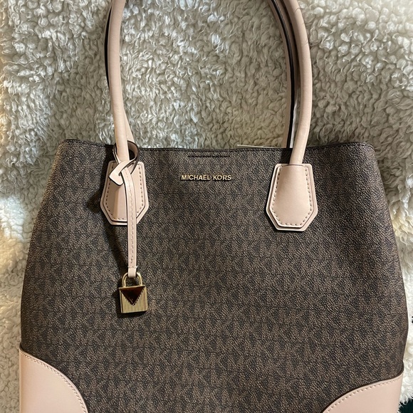 Michael Kors Brown and Pink Tote with Structured Shape and Textured Material - Picture 3 of 6